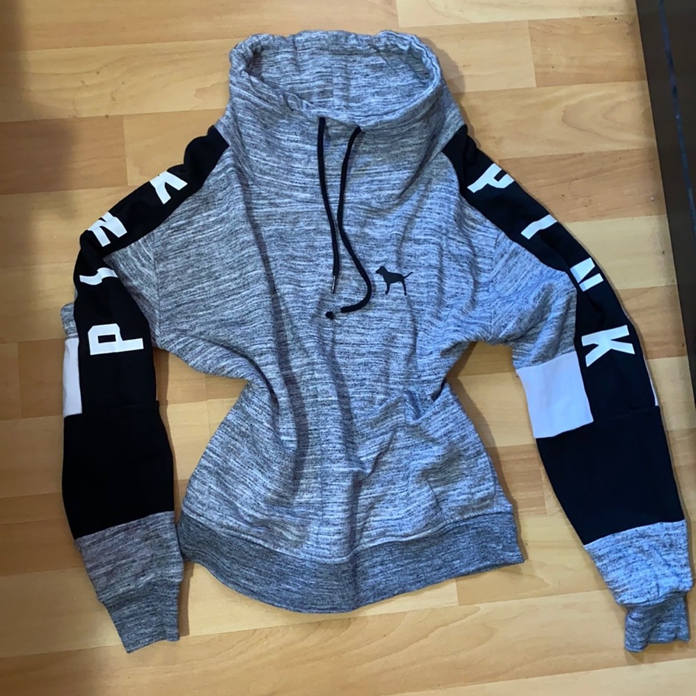 VS PINK sweater